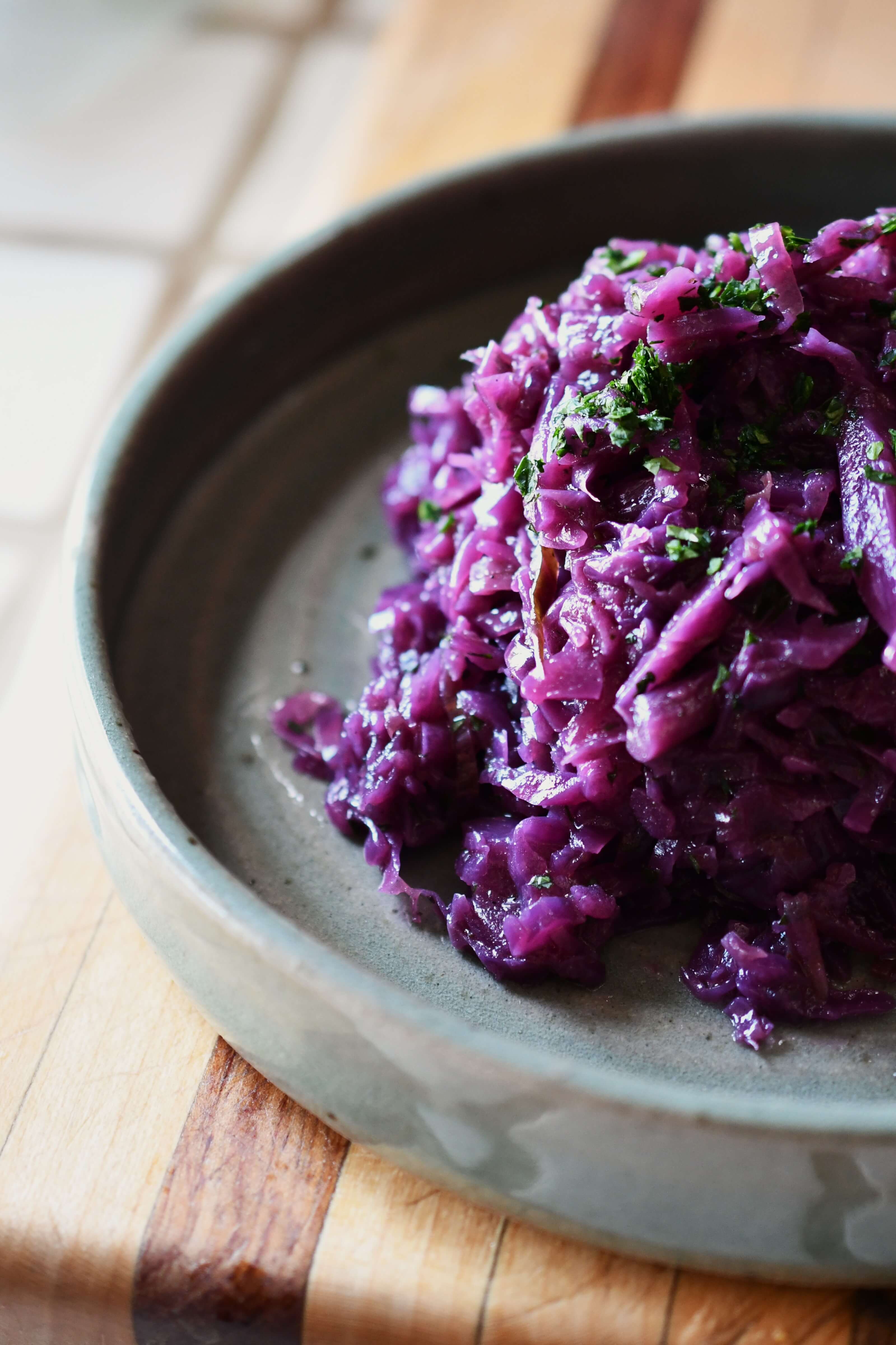 Braised Cabbage With Apples – Frog Hollow Farm