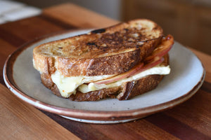 Grilled Brie Cheese Sandwich with Pink Lady Apples and Apricot Pepper Jelly