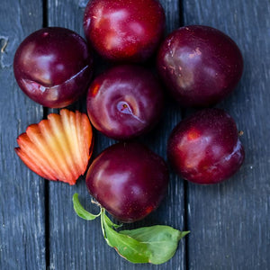 Organic Santa Rosa Plums | Organic Fruit Delivery