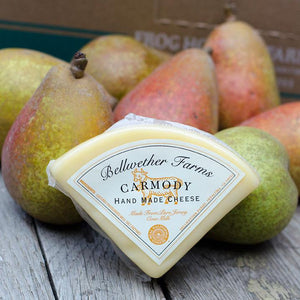 Organic Pears & Cheese Gift Pack | Organic Pears